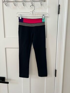 lululemon athletica Black Capris with Colorblock Waistband